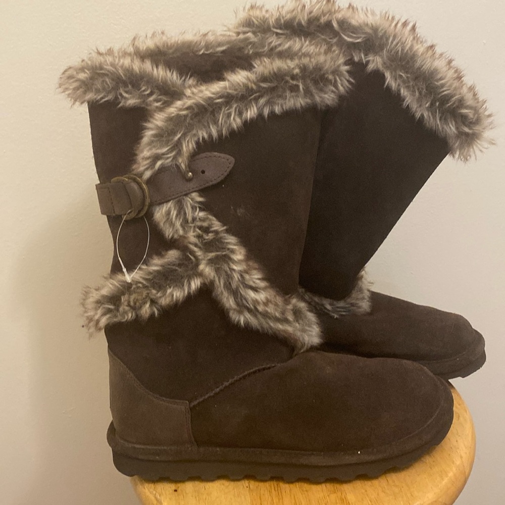BEARPAW Boots NWOT Sz 8 Brown